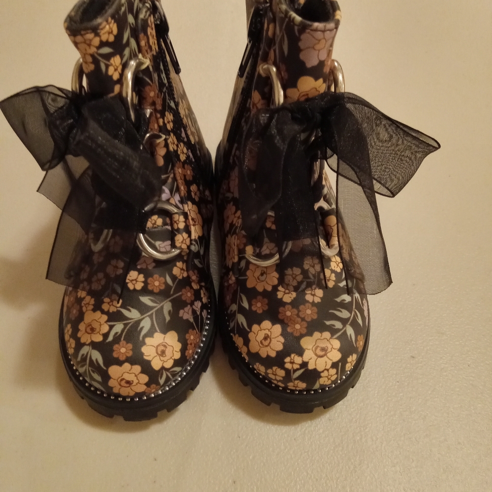FLOWER boots Toddler
